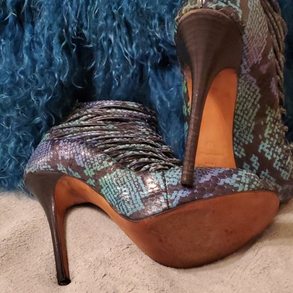 Jimmy Choo heels - Picture 11 of 16